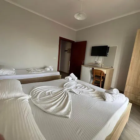 Augustus Dhermi Hotel Himarë